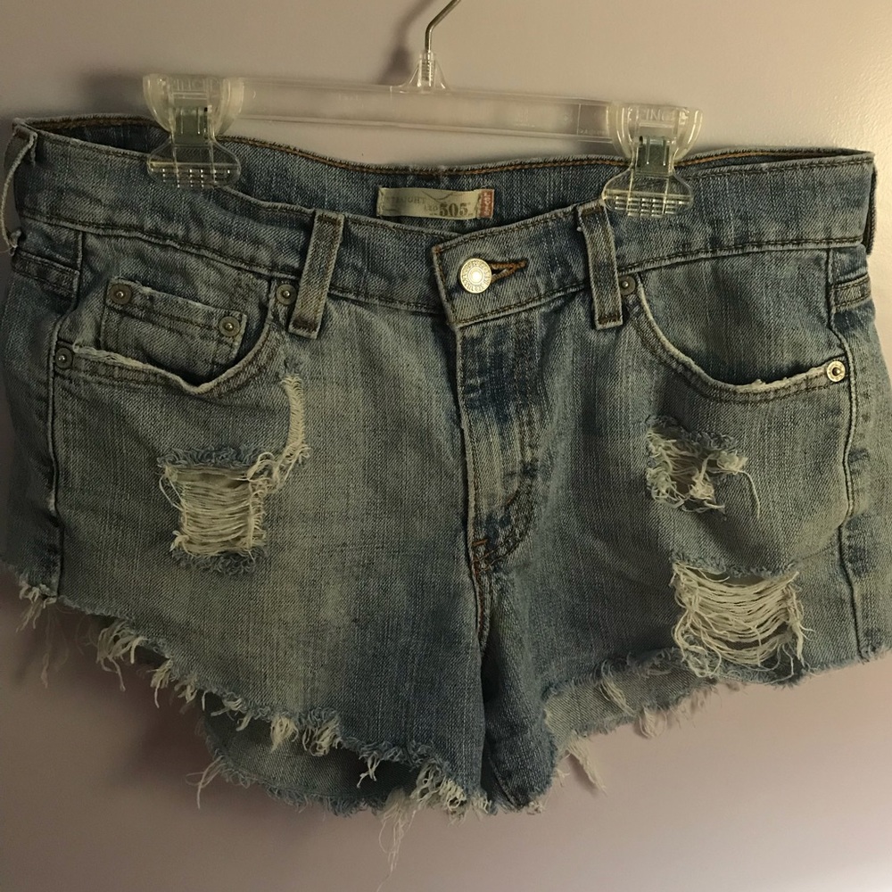Levi Jean Shorts